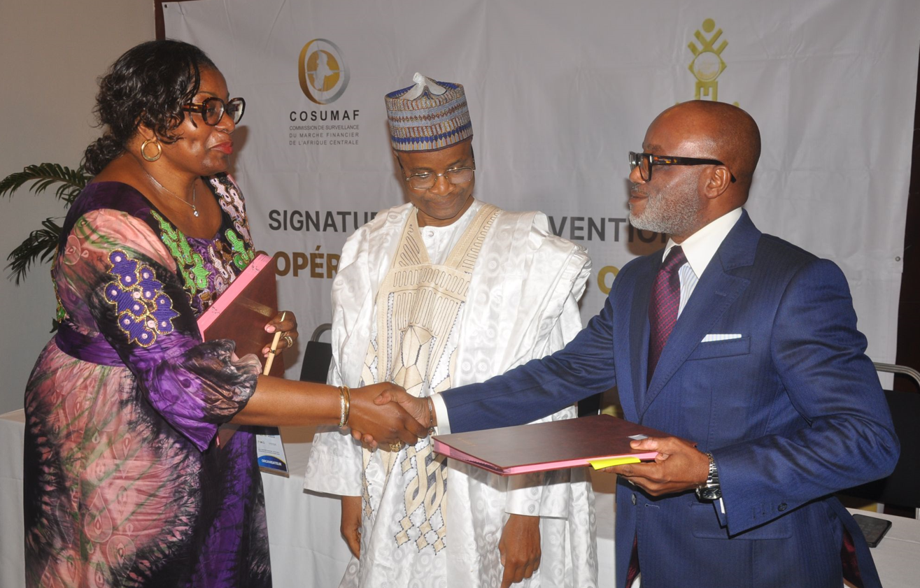 CEMAC : Une convention de coopération technique, d’assistance mutuelle et d’échange d’informations entre la COSUMAF et la COBAC signée 