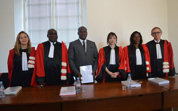 DROIT BANCAIRE/CEMAC-UEMOA-UE  : Une thèse de doctorat explore la régulation et la stabilité bancaire